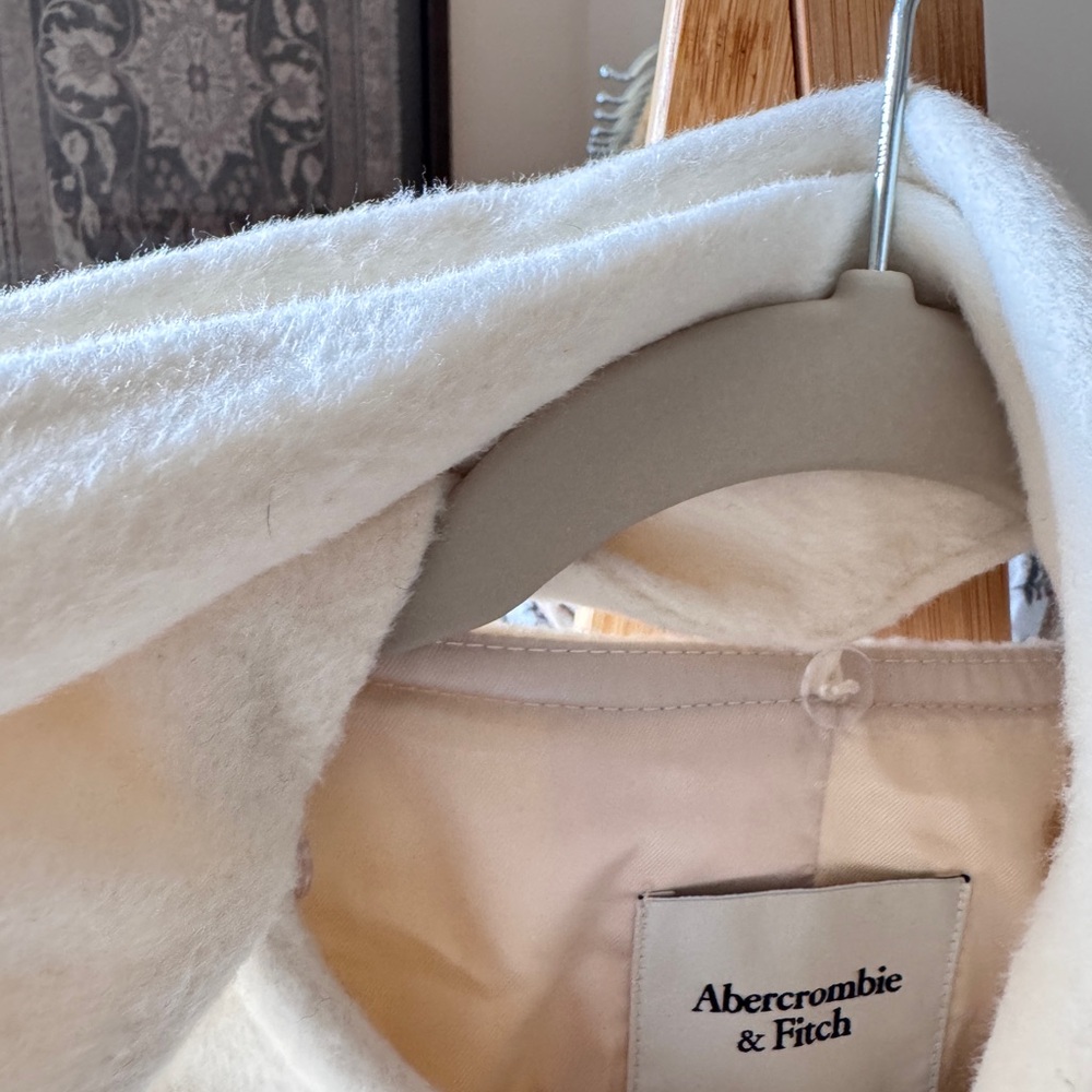 Cream Structured Wool-Blend Jacket W/ Matching Sc… - image 3